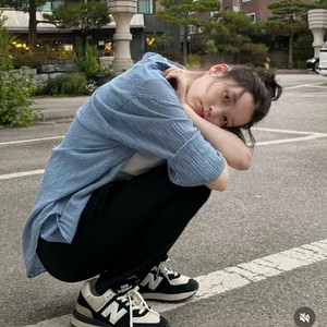 뉴발란스 레거시574 블랙앙고라 220 아이유운동화