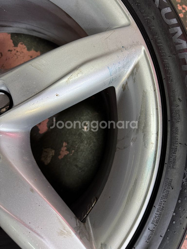 아우디A4 순정 18인치 스노우타이어--1