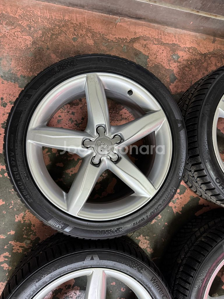 아우디A4 순정 18인치 스노우타이어--5
