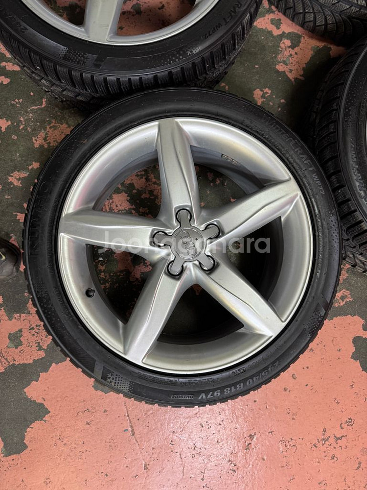 아우디A4 순정 18인치 스노우타이어--4