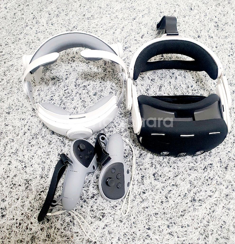 메타 퀘스트3 VR (128 gb)--1