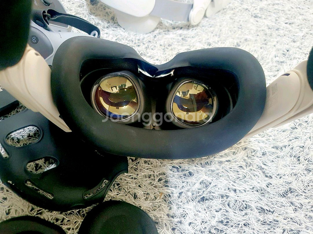 메타 퀘스트3 VR (128 gb)--5