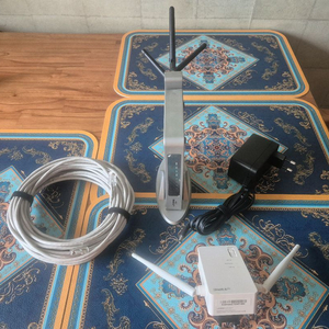 iptime 공유기 +증폭기 +10m랜선 팝니다