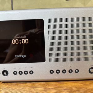 레보 헤리티지 라디오