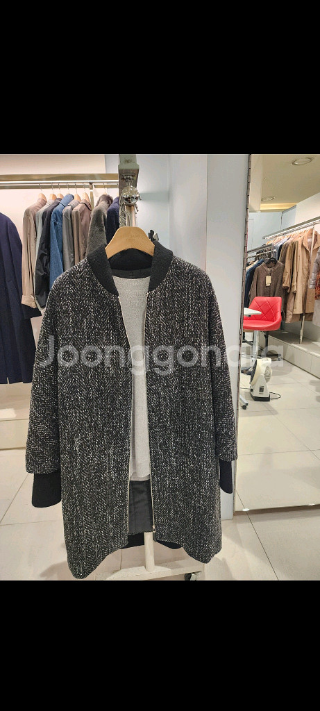 디루치아노 헤링본 패턴 모직 코트 77~88 새제품--1