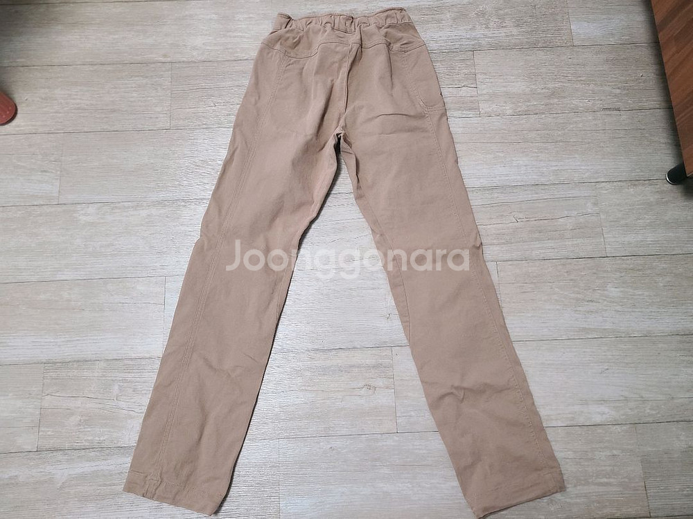 마운틴 하드웨어 여성 등산바지 팝니다.--2