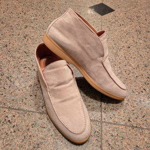 로로피아나 스웨이드 썸머워크 스니커즈 40사이즈