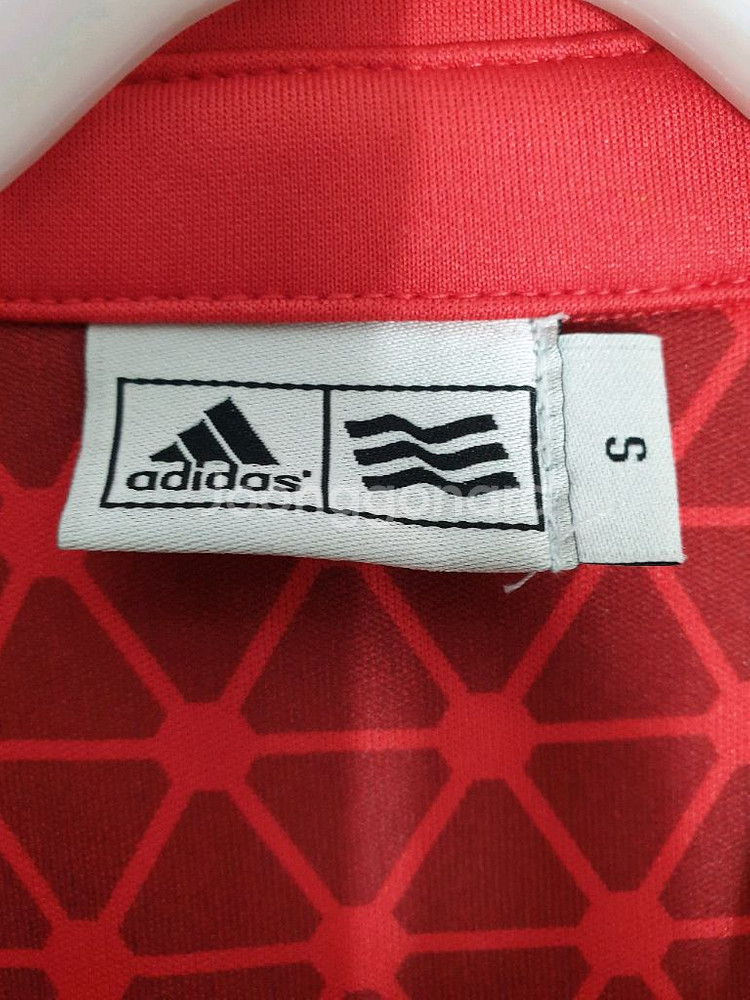 아디다스 레드 기모 카라 티셔츠 S사이즈--6