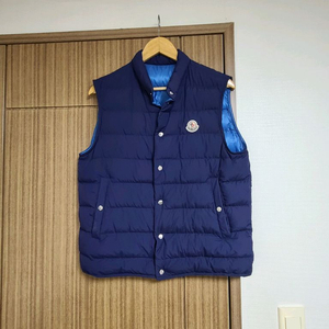 몽클레어 여성 경량패딩조끼 이미지