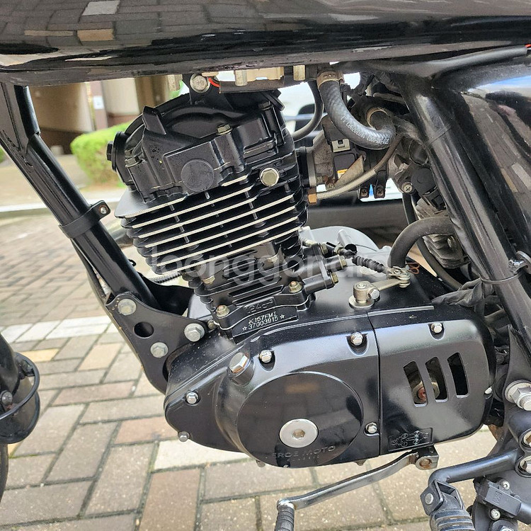 엘로이펜텀 125cc 오토바이 2,646km--7