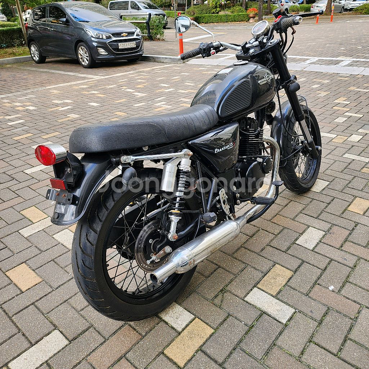 엘로이펜텀 125cc 오토바이 2,646km--4