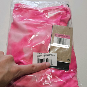 나이키 클라우드 위스퍼 레이서백 32