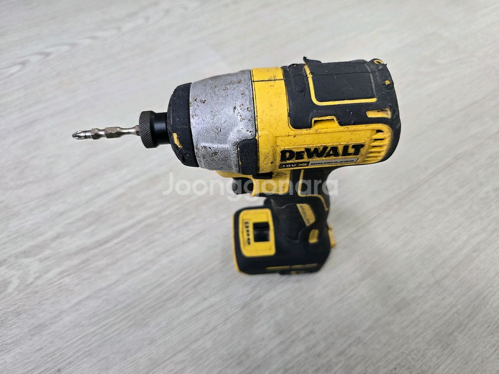 디월트임팩드릴 887--0