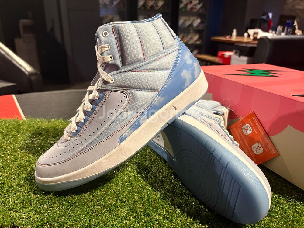 [새상품]조던2X제이발빈 반값이하(275)--0