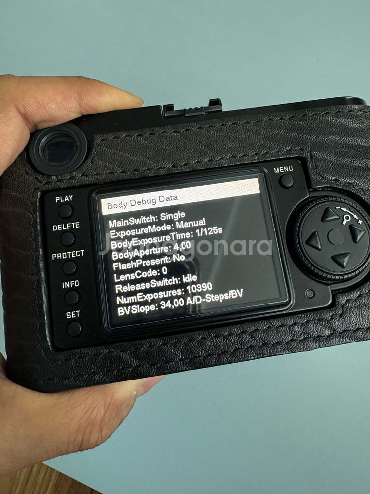 라이카 M8.2 블랙 S급 풀박 판매--2