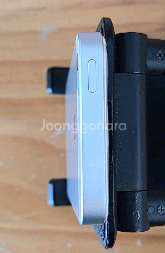 아이폰 se1 실버 128기가 s급--2