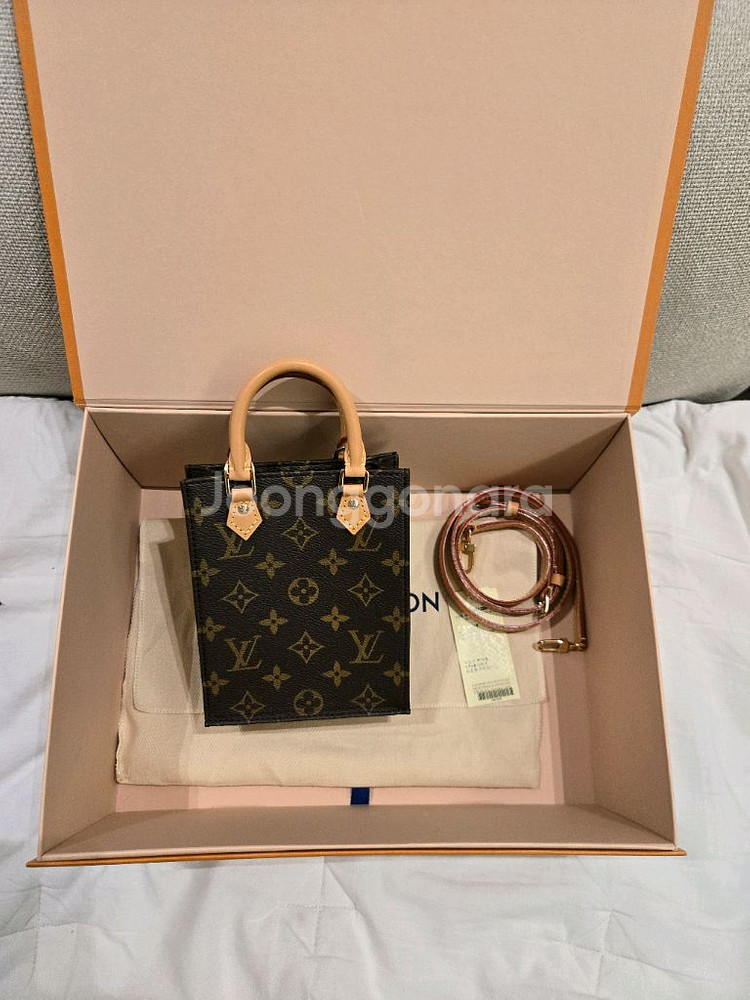 루이비통 쁘띠삭플라--0