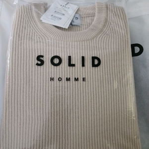 [52]솔리드옴므22fw지퍼니트베이지 새상품