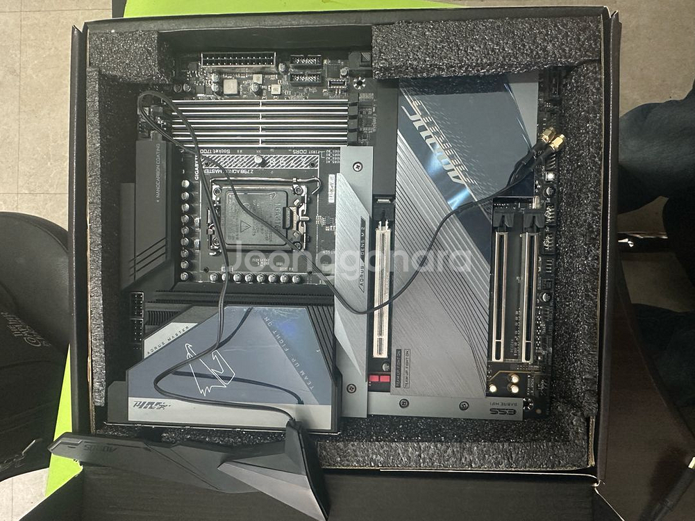 Z790 AORUS MASTER--3