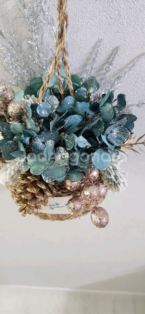 새상품)펄수국 겨울조화 벽걸이 큰바구니 인테리어소품--1