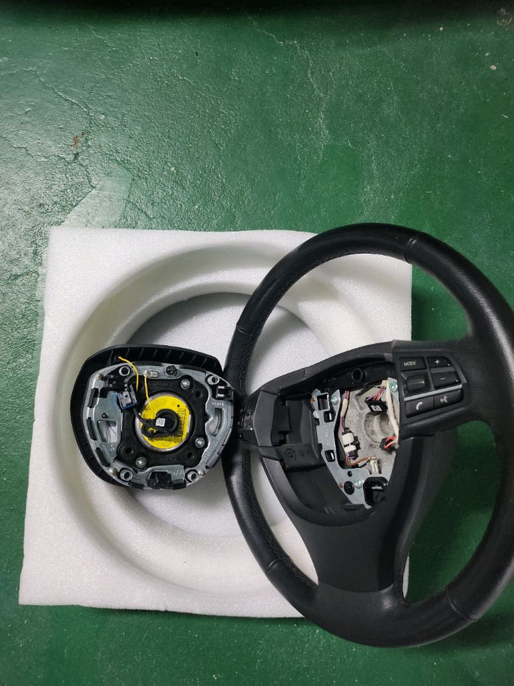 그란투리스모 5시리즈 GT 핸들--1