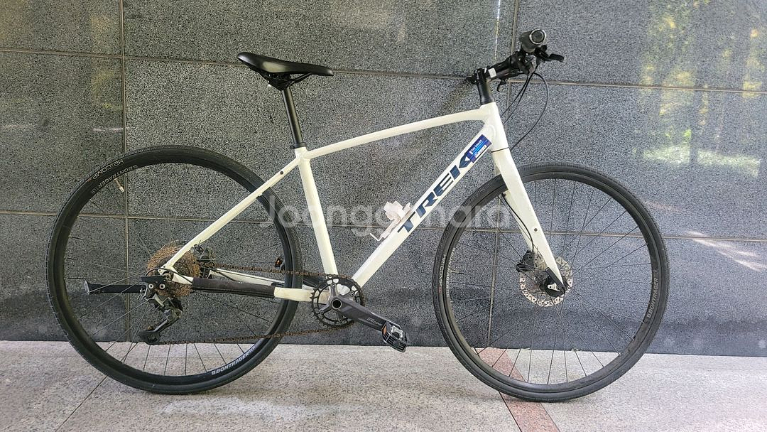 2022년식 트렉 FX3 판매합니다--3