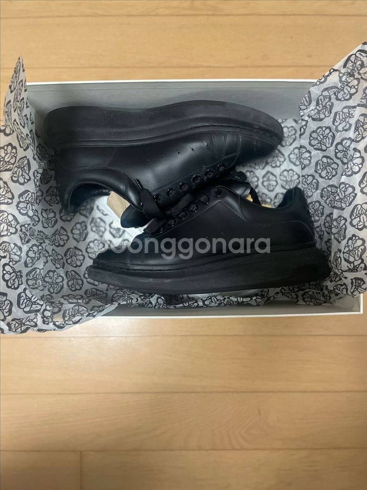 알랙산더 맥퀸 오버솔 스니커즈 올블랙--1