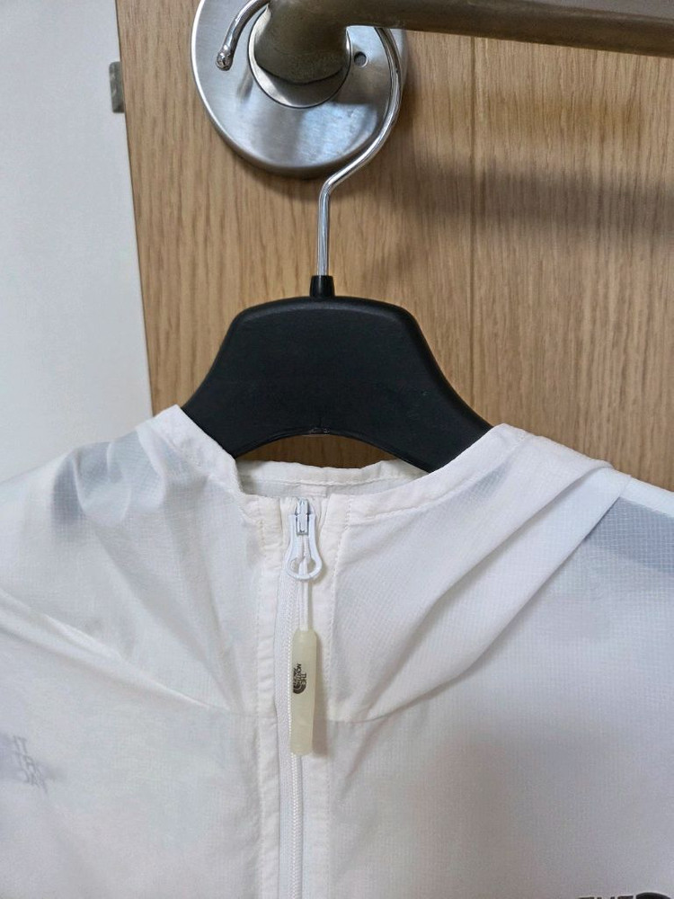 노스페이스 바람막이 팝니다 130--3