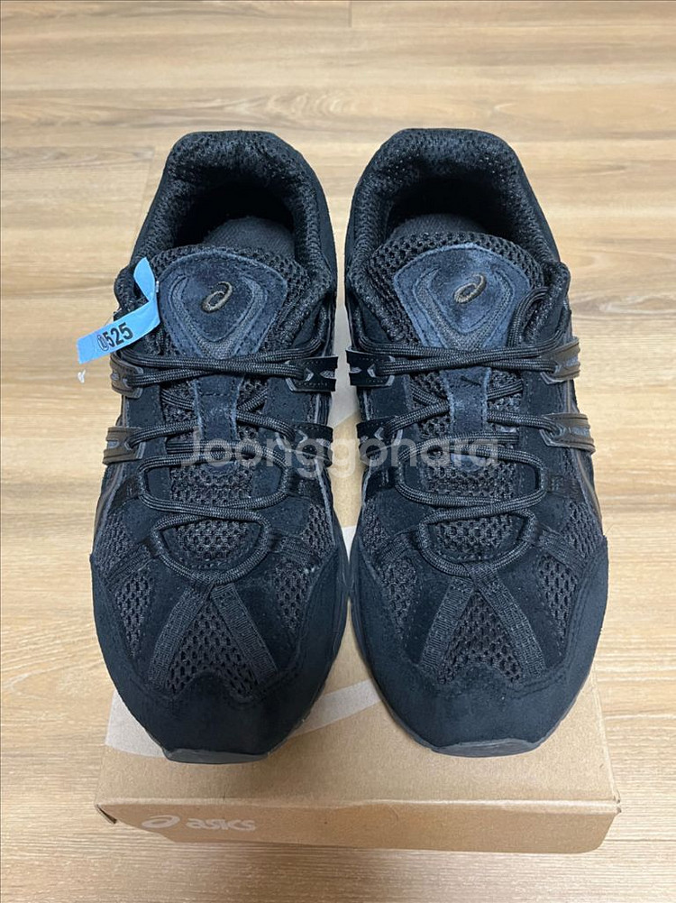 아식스 젤 소노마 15-50 블랙 255 판매합니다--1