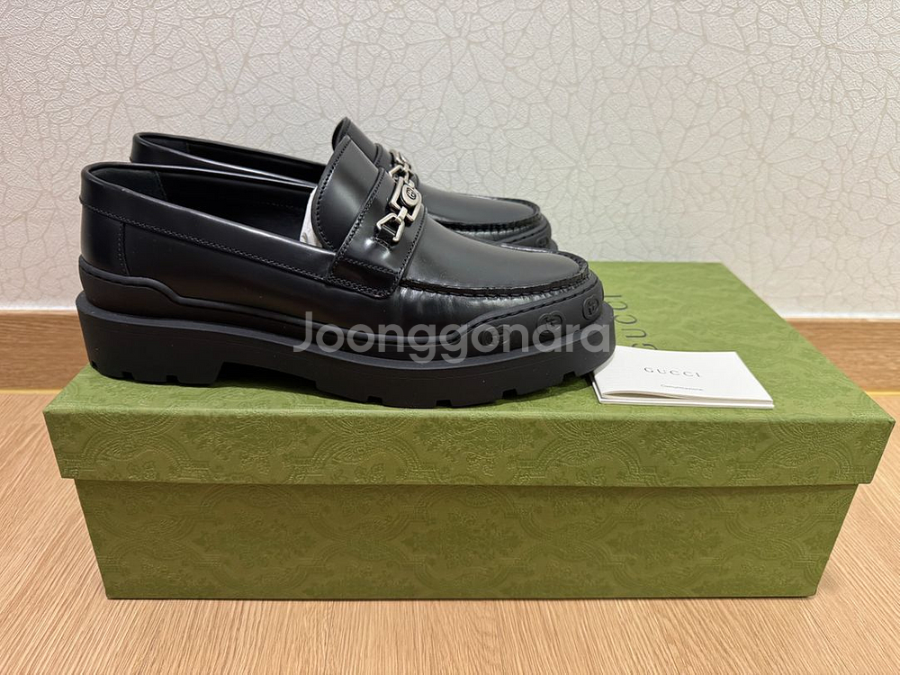 구찌 인터로킹 G 로퍼 블랙 레더 (새상품)--2