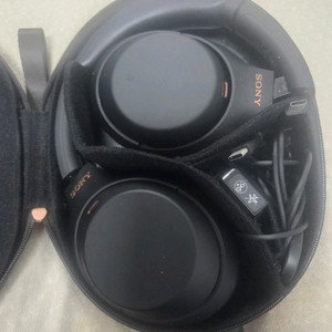 소니 WH-1000XM4