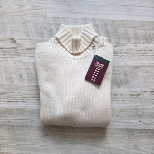 윌리엄로키 램스울 롤넥 에크루색상