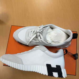 에르메스 바운싱 스니커즈 40.5 새상품 (크림)