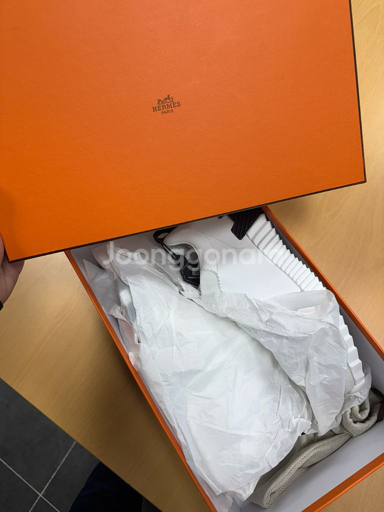 에르메스 바운싱 스니커즈 40.5 새상품 (크림)--4