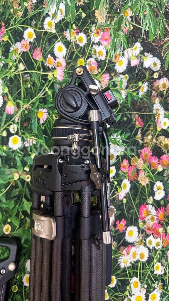 스몰리그 FreeBlazer 원터치 유압 카본 삼각대+--2