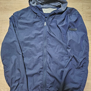 버버리 남성 후드 얇은 바람막이 네이비 XL 최상급