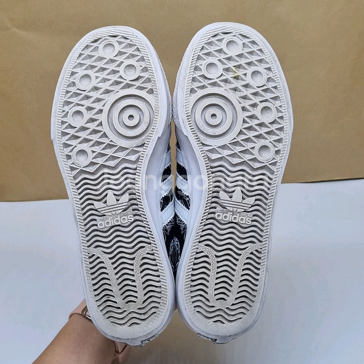 아디다스 니짜x디즈니스포츠 구피 235--2