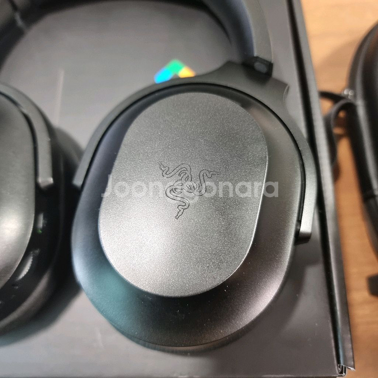 레이저 바라쿠다 프로 노캔 게이밍 헤드폰--3