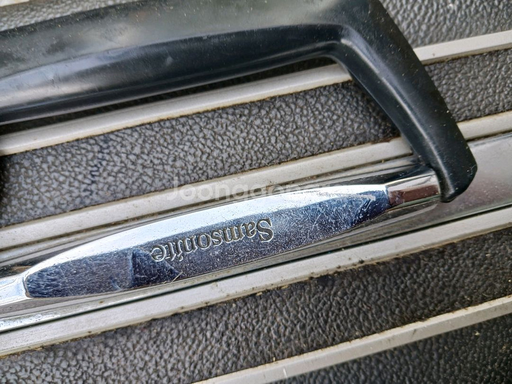 영화소품용 007 가방 처분--4