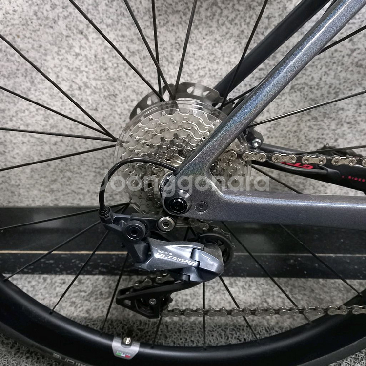 첼로 엘리엇D8 에어로 올라운드 카본 자전거--3