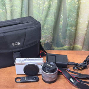 캐논m200화이트,15-45렌즈
