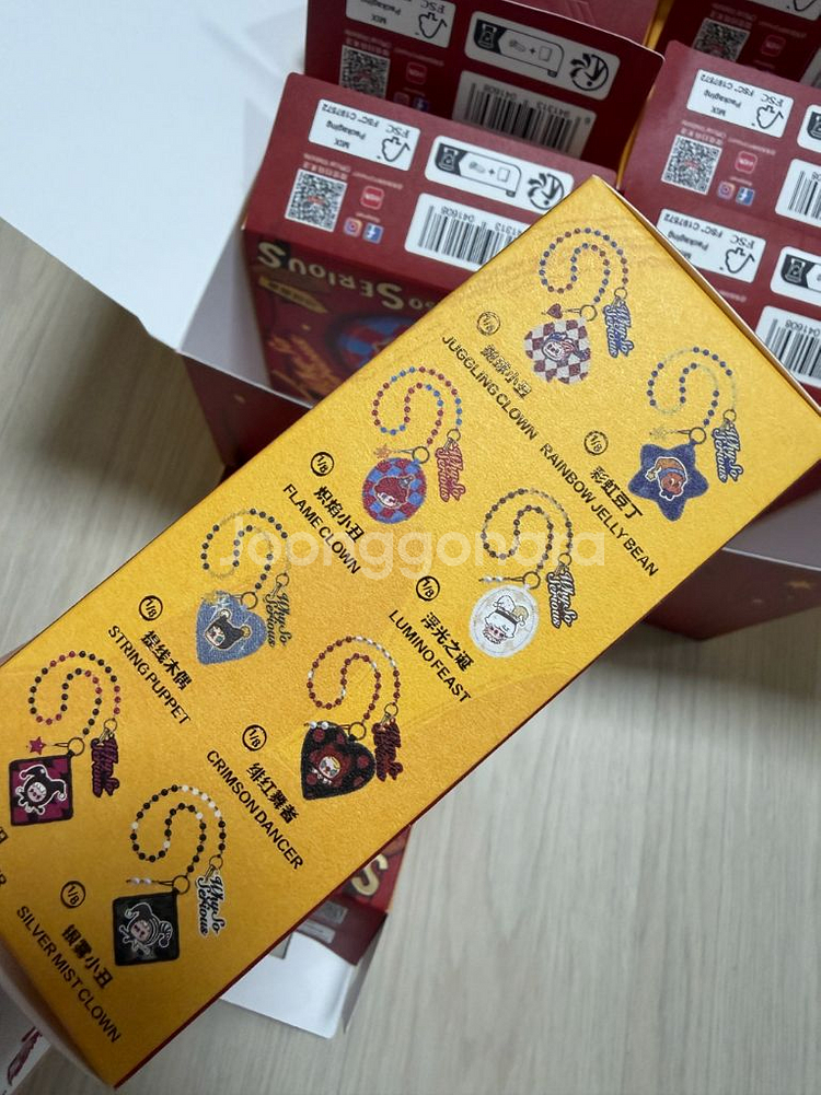 정가이하급처) 팝마트 WHY SO SERIOUS 스트랩 키링--5