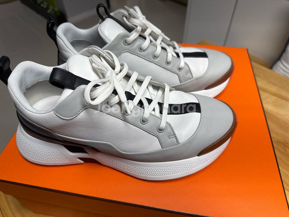 에르메스 휴고 스니커즈--2