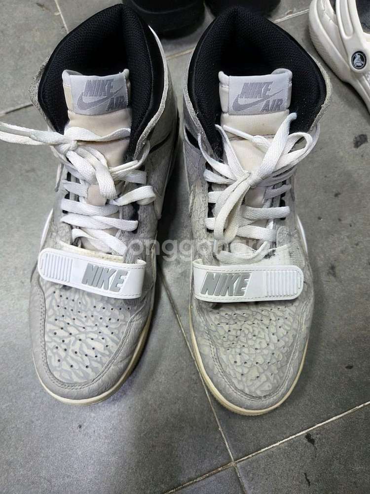 나이키 에어조던275--0