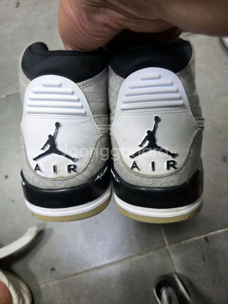 나이키 에어조던275--2