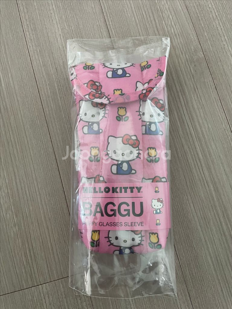 바쿠백X헬로키티 바쿠 키티 선글라스 안경 케이스 파우치--0