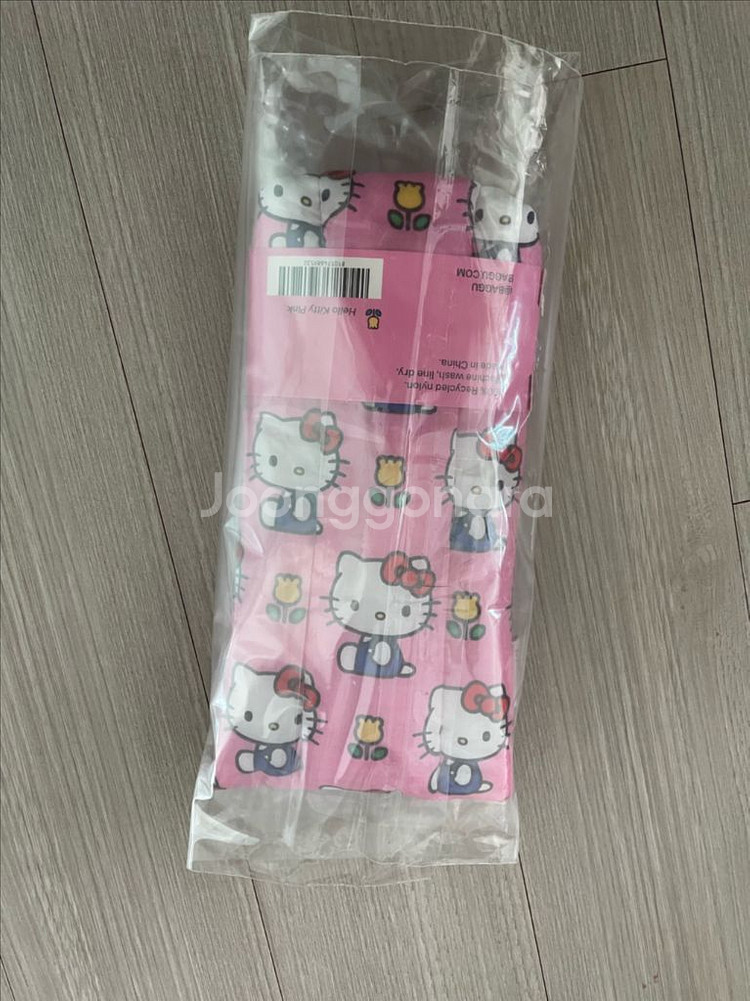 바쿠백X헬로키티 바쿠 키티 선글라스 안경 케이스 파우치--1