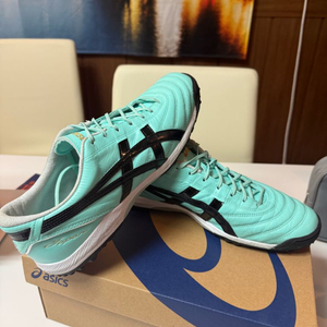 아식스 풋살화 아식스 C3 FF TF 민트색 최상급