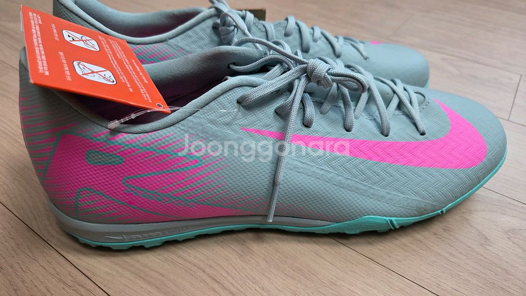 나이키 줌 베이퍼 16 풋살화 270,275 새상품--1