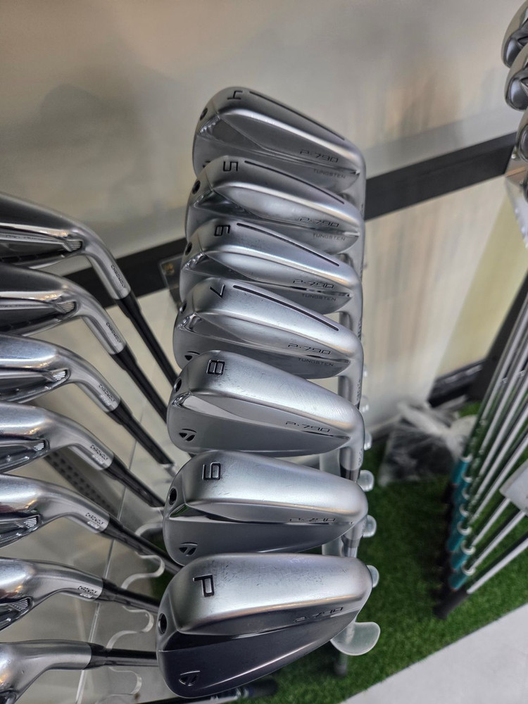 중고골프채 테일러메이드 P790 남성용 중고아이언세트 이미지